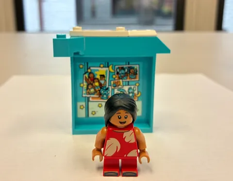 LEGO Lilo Short Legs Minifigure 43268 Disney Lilo and Stitch dis175