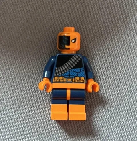 Lego Batman: Deathstroke Minifigure (sh0194) 76034