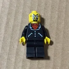 LEGO LORD SAM SINISTER BLACK MINI FIGURE FROM PHARAOH’S FORBIDDEN Missing Hat