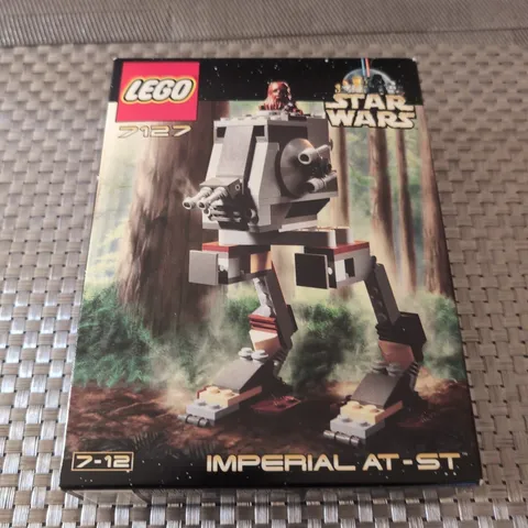 LEGO Star Wars Imperial AT-ST 7127 In 2001 New Retired