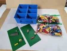 Vintage 1989 Lego Blue Storage Case W/Dividers Slide Tops & Minifigures & Blocks