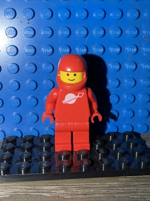 Lego Classic Space Minifigure Red Vintage