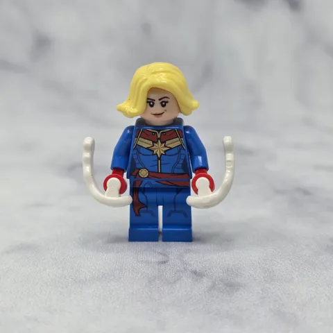 Lego Captain Marvel Minifigure Marvel 76196