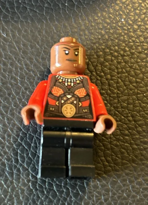 LEGO Okoye Minifigure sh0847 76214 Marvel Super Heroes