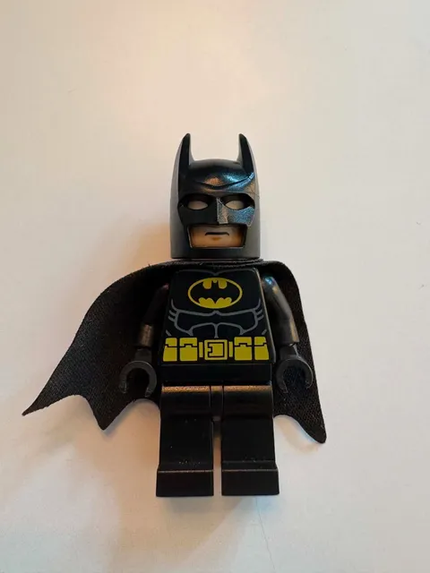 LEGO Batman | Batman (Black Suit, Type 1 Cowl) - Item No: sh0016