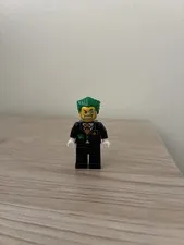 LEGO Dollar Bill Minifigure Agents 8968, Missing Accessories