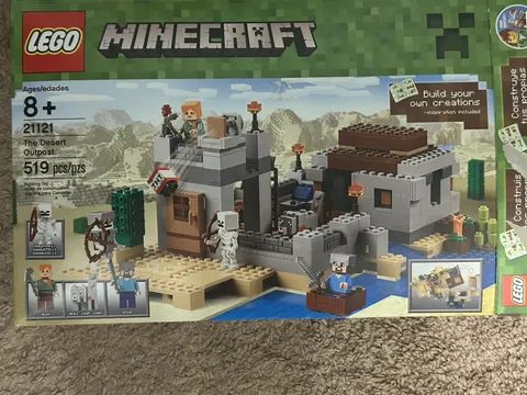 LEGO Minecraft The Desert Outpost 21121 Complete Set 519 pcs Alex Steve Wolf 8+