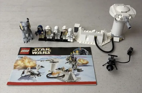 LEGO Star Wars Echo Base 7749 Episode V w/ Instructions