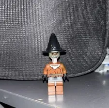 LEGO Batman 2006 Scarecrow Minifigure with Glow-in-the-Dark Head Bat016