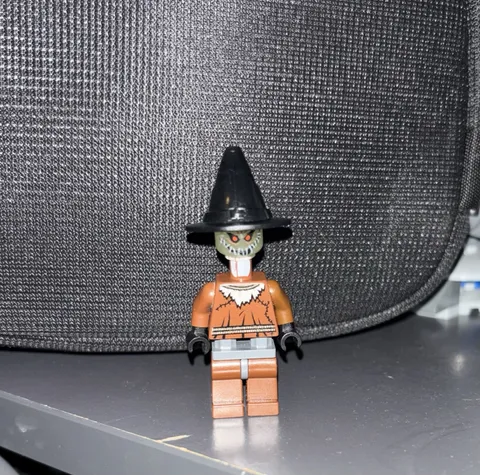 LEGO Batman 2006 Scarecrow Minifigure with Glow-in-the-Dark Head Bat016
