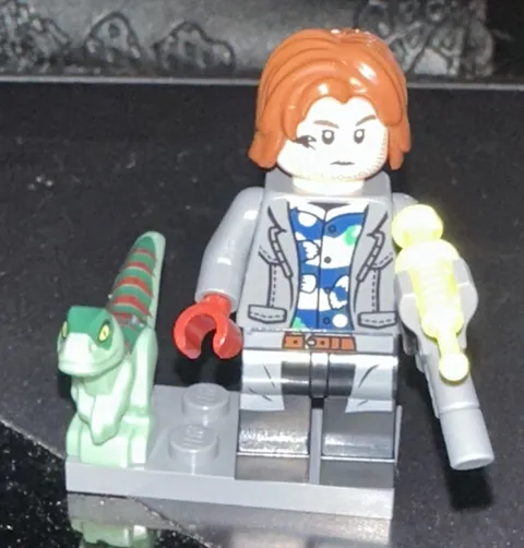 LEGO Jurassic World Rainn Delacourt Minifigure w/ Gun Baby Raptor jw077 - 76948