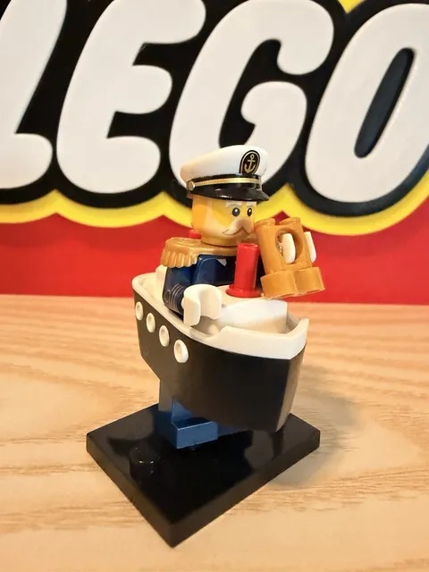 Lego CMF Series 23 Ferry Captain Minifigure With Accessories 