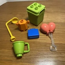 Lego Duplo - Lot of 6 Recycling Bin Suitcase Balloons Teapot Street Light Cup