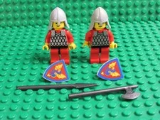 Lot 2 Lego Vintage Knight minifigs Black Knights Castle 6021  1584 6085 6082 G33
