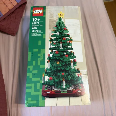 LEGO Christmas Tree (40573) building kit bent Box