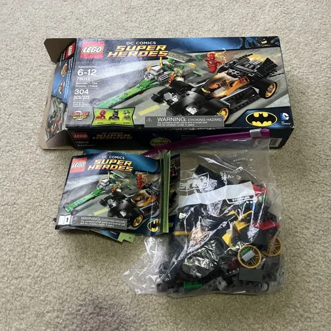 LEGO DC Comics Super Heroes: Batman: the Riddler Chase (76012)