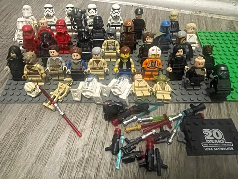 LEGO Star Wars Minifigure Lot w/ Accessories
