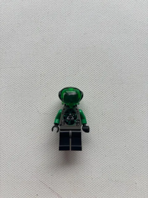 LEGO SPACE - Insectoids - Green Verniers w/ Silver X Pattern - Mini Figure