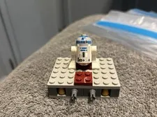 Lego Star Wars Astromech R2D2 Minifigure Sw0028