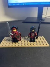Lego LOT Castle Shadow Knight armor minifigure 8802 8876 8877 Shield