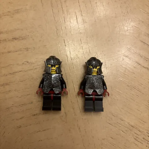 Lot of 2 Lego Castle Knights Kingdom II Shadow Knight Vladek Mini Figures