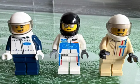 LEGO Ford Racing Driver Minifigure Lot of 3 w/ Helmets Plastic Age 5+