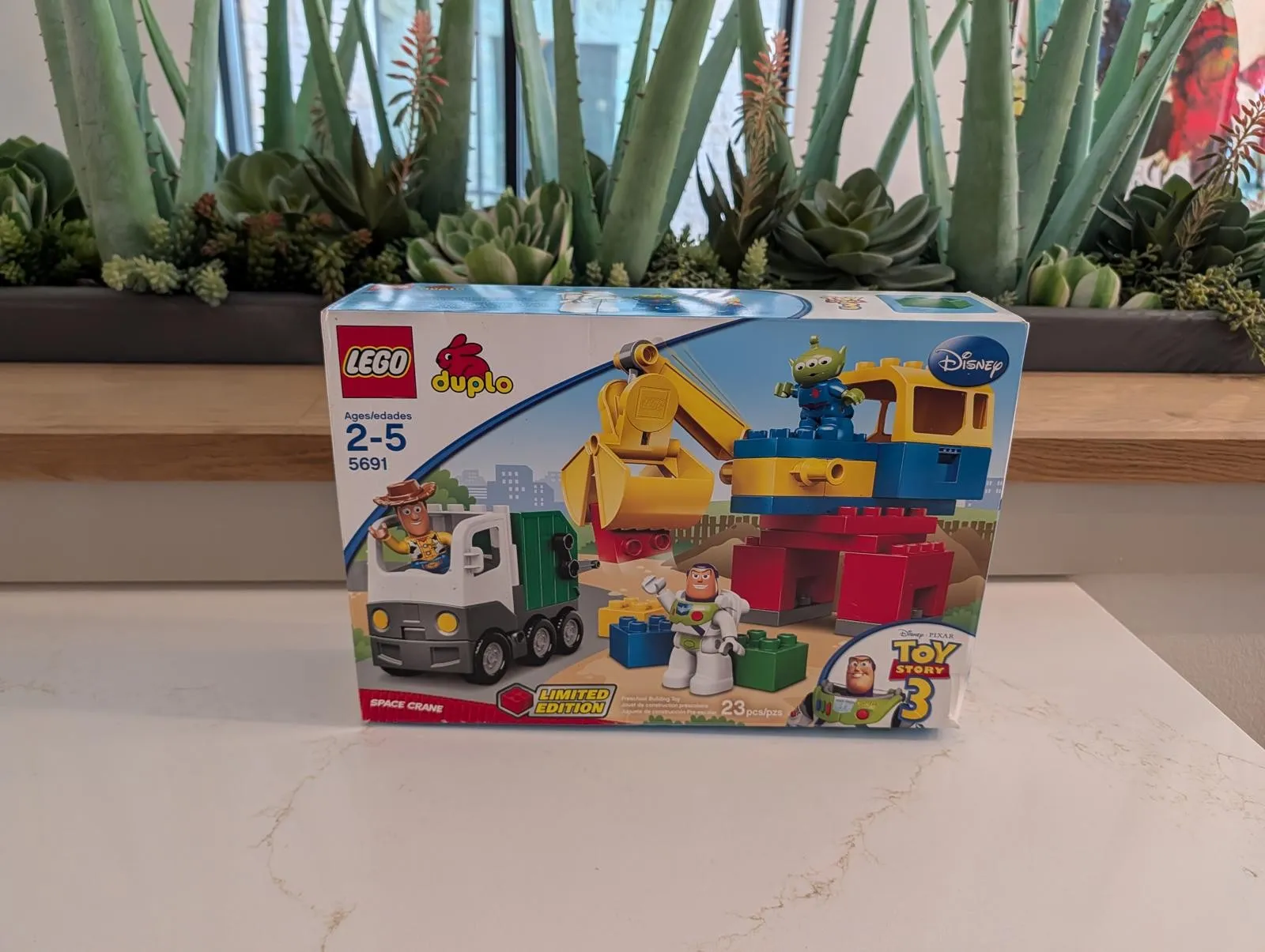 LEGO Duplo Toy Story 3 Space Crane Set 5691 Limited Edition