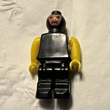 LEGO Minifigure Silver Armor/ Yellow Arms Black Legs