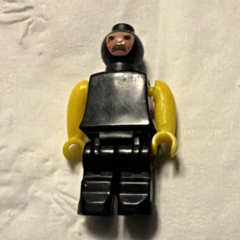 LEGO Minifigure Silver Armor/ Yellow Arms Black Legs