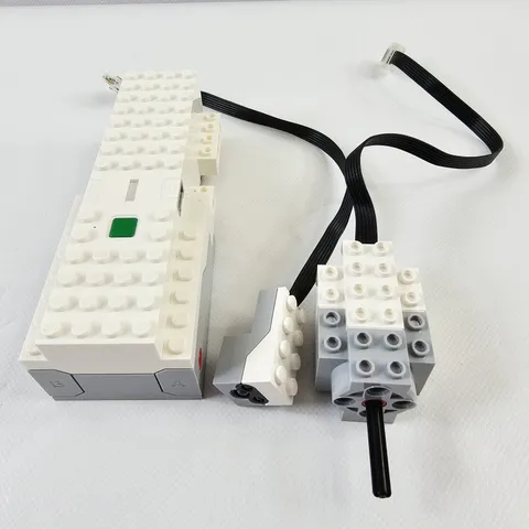LEGO 88006 88007 88008 Move Hub, Medium Linear Motor, Color/Distance Sensor