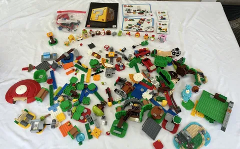 LEGO Super Mario Bulk Pieces & Parts w/Lots of Minifigures +FAST SHIPPING!