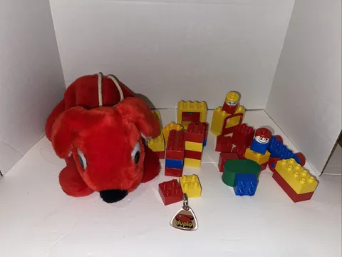 Vintage Duplo RABBIT BAG, 24pc Lego BLOCKS Plush Red Bunny Zipper Carry Dog 1984