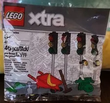 Lego Xtra 40311 Traffic Lights 2018 Retired ~Brand New & Sealed~