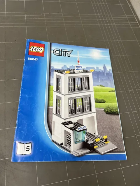 VINTAGE LEGO INSTRUCTIONS BROCHURE  CAR TRUCK CITY 60047 POLICE