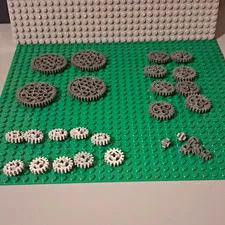 LEGO Technic Gears Bulk Lot Gray & Light Gray. Lot Of 28 Pieces