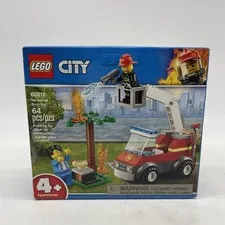 LEGO City Barbecue Burn Out 60212 64 Piece Building Toy Set Kit New In Box!