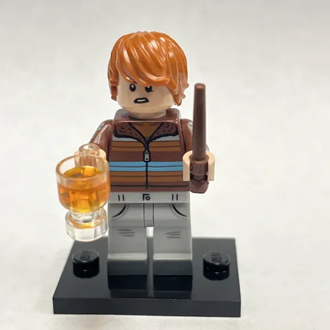 Lego Mini Figure Harry Potter Series Set 71028 Ron Weasley