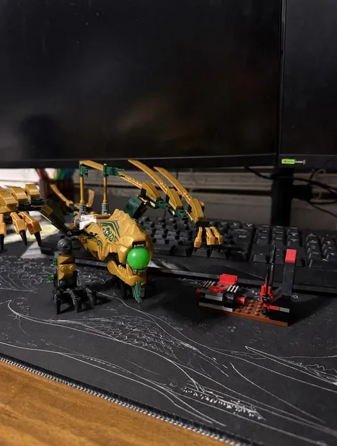 LEGO NINJAGO The Golden Dragon 70503Complete Set with Instruction Manual no figs