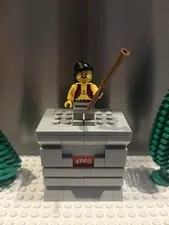 Lego Pirates Minifigure pi012 - Pirate Anchor Shirt w Rifle Looks Great!