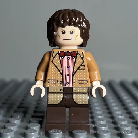 LEGO The Eleventh Doctor Minifigure (idea020) from IDEAS Dr. Who set 21304 - 2A