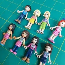 LEGO Friends 8 Minifigs Mini-figures Assorted Lot