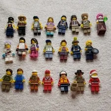 LEGO Assorted Minifigures Lot w/ Accessories Plastic Figures Age 5+