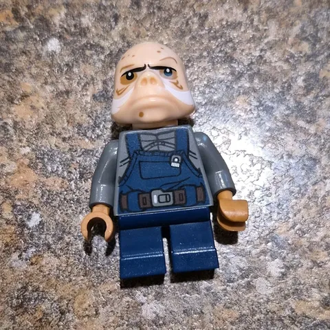 LEGO Star Wars Ugnaught Minifigure (Set 75137) Complete