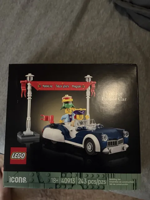 LEGO Icons Vintage Parade Car 40913 Building Set, 243 Pieces, Ages 18+