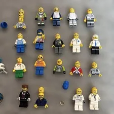 LEGO Minifigure Lot Set Bulk Sale Police astronaut