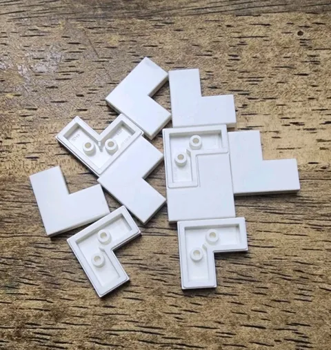 LEGO White Tile 2 x 2 Corner. QTY 10. Part No. 14719.