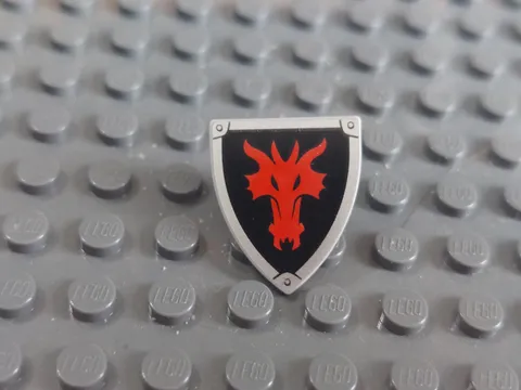 Lego 70404 - Short Triangular Shield with Red Dragon Head - Used