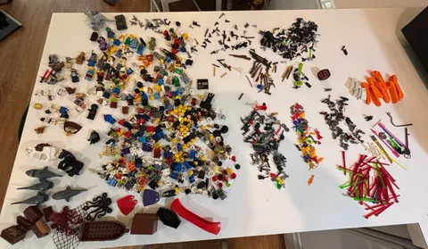 Large mixed LEGO minifigure and accessories lot
