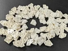 LEGO x100 New White Wedge, Plate 2 x 2 Cut Corner # 26601 MOC Bulk Parts