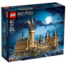 LEGO Harry Potter: Hogwarts Castle (71043) Brand new